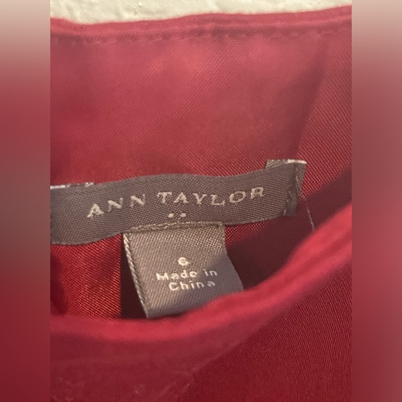 ❗️SOLD❗️Ann Taylor Red Strapless Mini-Midi Dress - Picture 4 of 4
